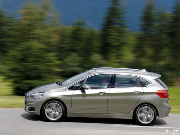 () 2ϵActive Tourer 2014 225i