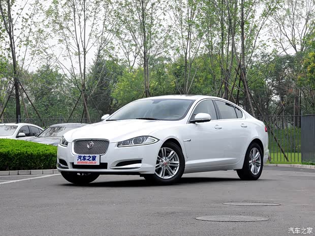 捷豹 捷豹XF 2015款 XF 2.0T 风华版