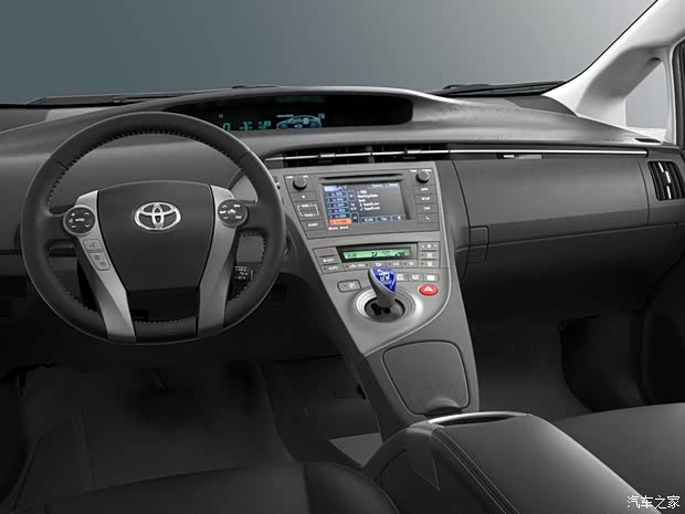 豐田(進(jìn)口) 普銳斯(海外) 2015款 Persona