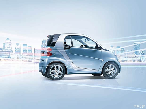 smart smart fortwo 2014款 1.0 MHD 硬顶城市光波激情版