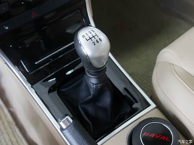 长城汽车 哈弗H2 2014款 1.5T 手动两驱尊贵版 长城汽车 哈弗H2 2014款 1.5T 手动两驱尊贵版