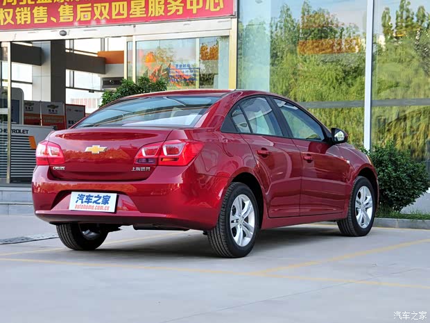 通用雪佛兰 科鲁兹 2014款 1.5L 自动经典版SE 通用雪佛兰 科鲁兹 2014款 1.5L 自动经典版SE