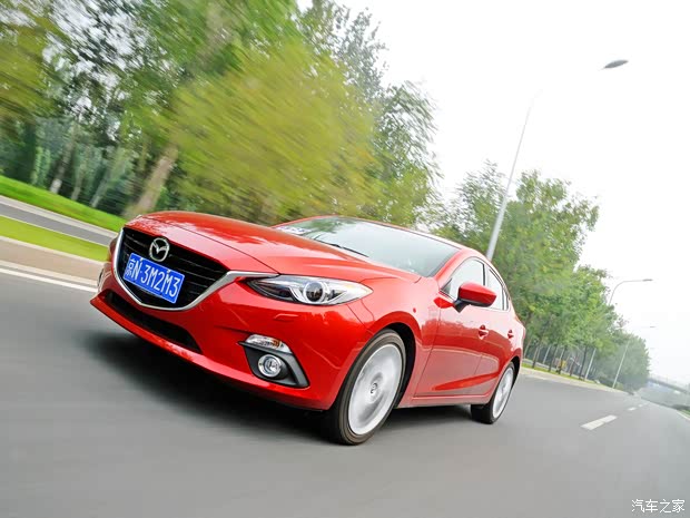长安马自达 马自达3 Axela昂克赛拉 2014款 三厢 2.0L 自动旗舰型 长安马自达 马自达3 Axela昂克赛拉 2014款 三厢 2.0L 自动旗舰型