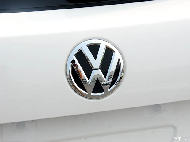 上海大众 朗行 2015款 1.4TSI 自动30周年纪念版