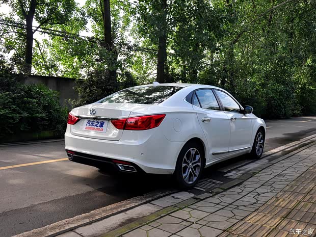 北京汽车 绅宝D60 2014款 2.0T 自动豪华型 北京汽车 绅宝D60 2014款 2.0T 自动豪华型