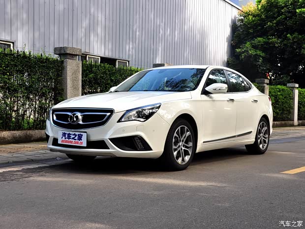北京汽车 绅宝D60 2014款 2.0T 自动豪华型 北京汽车 绅宝D60 2014款 2.0T 自动豪华型