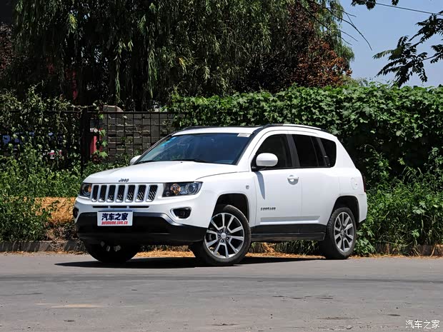 Jeep(進(jìn)口) 指南者 2014款 改款 2.4L 四驅(qū)豪華導(dǎo)航版