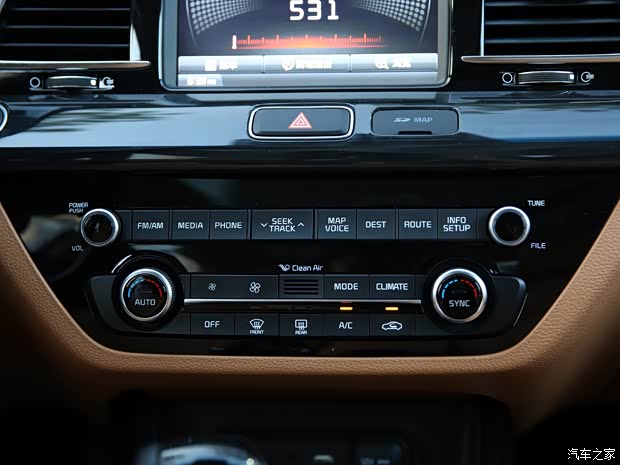 东风悦达起亚 起亚K4 2014款 1.8L 自动LUX