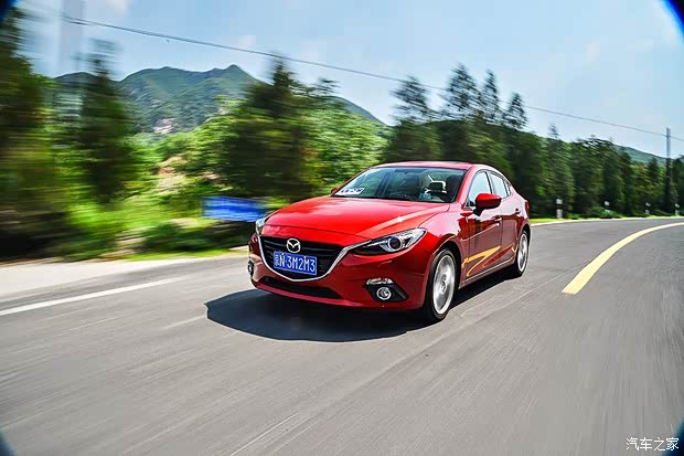 长安马自达 马自达3 Axela昂克赛拉 2014款 三厢 2.0L 自动旗舰型 长安马自达 马自达3 Axela昂克赛拉 2014款 三厢 2.0L 自动旗舰型