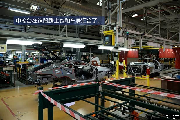 捷豹 捷豹F-TYPE 2015款 3.0T S 硬顶版 捷豹 捷豹F-TYPE 2015款 3.0T S 硬顶版