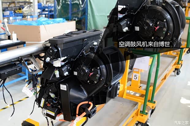 比亚迪戴姆勒 腾势 2014款 尊贵版 比亚迪戴姆勒 腾势 2014款 尊贵版