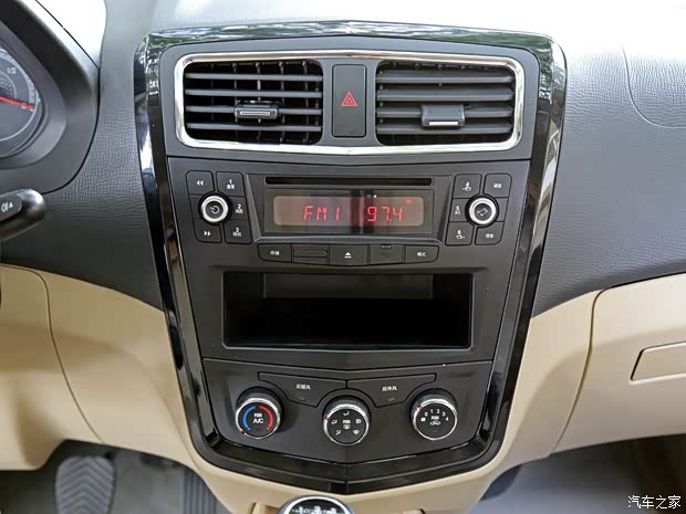 上汽通用五菱 五菱征程 2014款 1.8L基本型