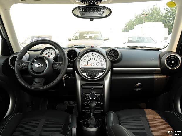MINIMINIMINI COUNTRYMAN2011款 1.6L COOPER Fun