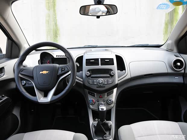 雪佛兰通用雪佛兰爱唯欧2011款 三厢 1.4L MT SE