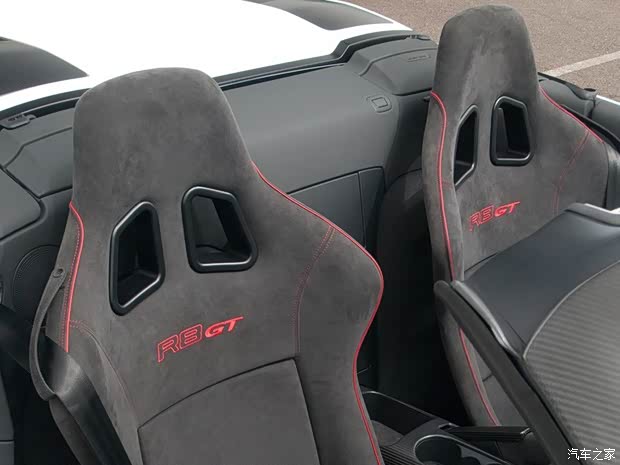 Audi Sport 奧迪R8 2012款 GT 5.2 FSI Spyder