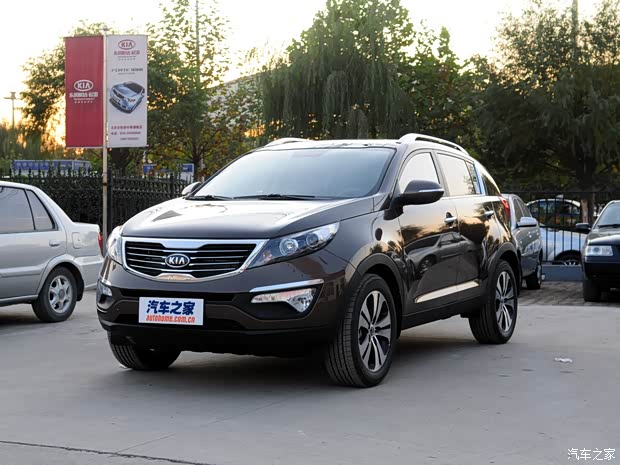 东风悦达起亚 智跑 2012款 2.4L 自动四驱版Premium 东风悦达起亚 智跑 2012款 2.4L 自动四驱版Premium