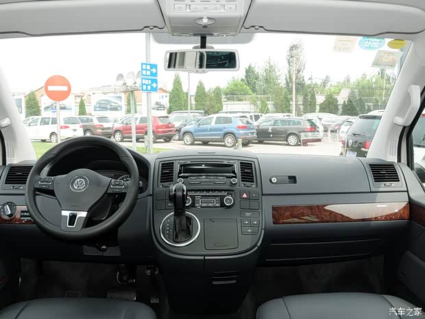 大众大众(进口)迈特威2012款 2.0T 豪华版