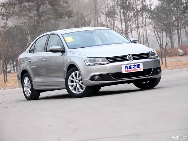 大众一汽-大众速腾2012款 1.4TSI 自动豪华型 大众一汽-大众速腾2012款 1.4TSI 自动豪华型