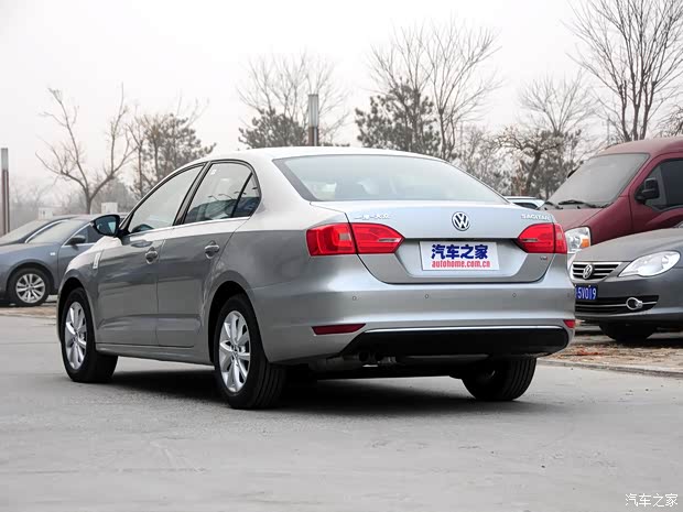 大众一汽-大众速腾2012款 1.4TSI 自动豪华型