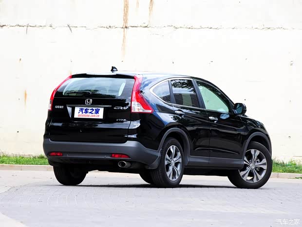 本田東風(fēng)本田本田CR-V2012款 2.4L 四驅(qū)尊貴導(dǎo)航版