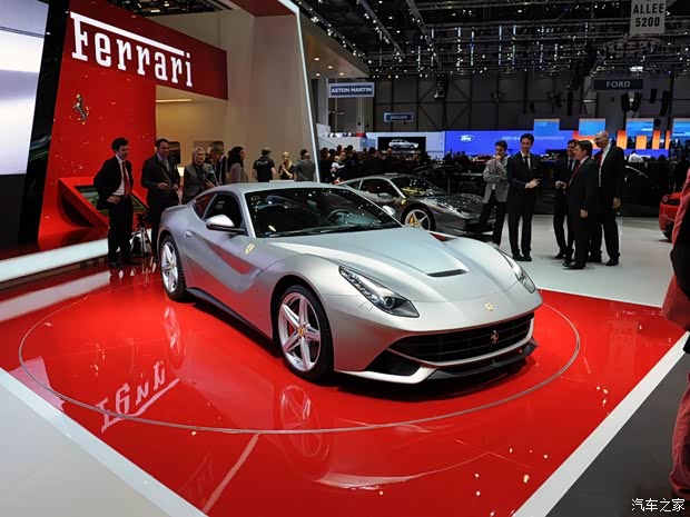 法拉利 F12berlinetta 2013款 6.3L 标准型 法拉利 F12berlinetta 2013款 6.3L 标准型