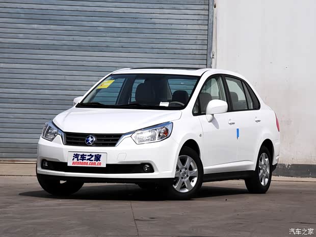 启辰东风日产启辰D502012款 1.6L 手动尊贵版