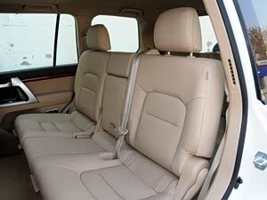 ���¿�·�� 2012�� 4.6L �Զ�VX-R