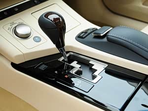 雷克萨斯ES 2013款 250 豪华版