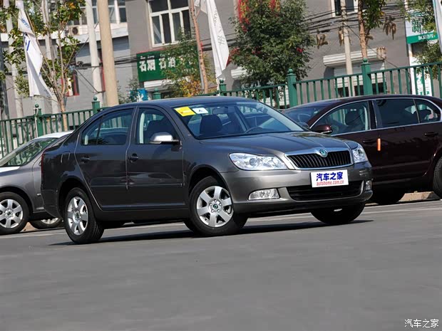 上海大众斯柯达 明锐 2013款 1.4TSI DSG逸尊版 上海大众斯柯达 明锐 2013款 1.4TSI DSG逸尊版