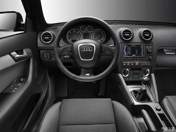 奥迪(进口) 奥迪A3(进口) 2004款 Sportback 2.0T 基本型