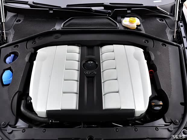 大眾(進(jìn)口) 輝騰 2006款 6.0L W12 4座豪華版 大眾(進(jìn)口) 輝騰 2006款 6.0L W12 4座豪華版