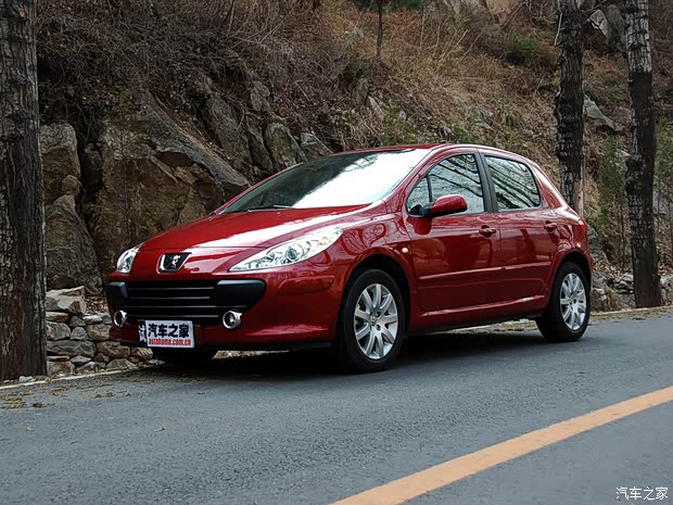 东风标致 标致307 2008款 两厢 1.6L 手动雅致版 东风标致 标致307 2008款 两厢 1.6L 手动雅致版