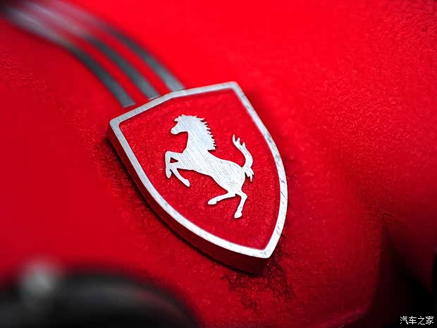 法拉利法拉利California2009款 4.3 基本型 法拉利法拉利California2009款 4.3 基本型