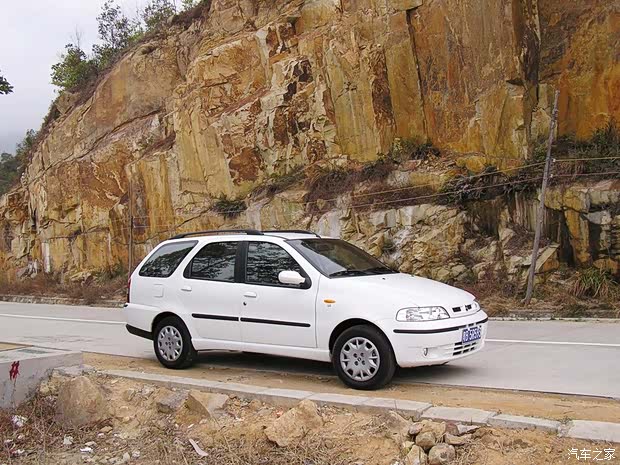 南京菲亚特 周末风 2004款 1.5L HL