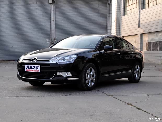 东风雪铁龙 雪铁龙C5 2010款 3.0L 自动旗舰型