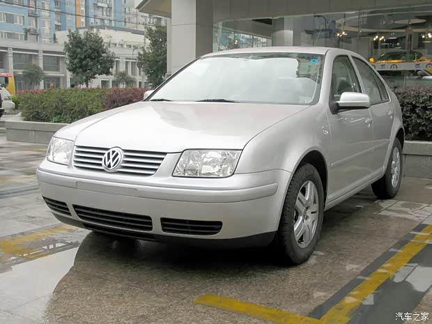 一汽-大众 宝来/宝来经典 2004款 1.8T 手动尊贵