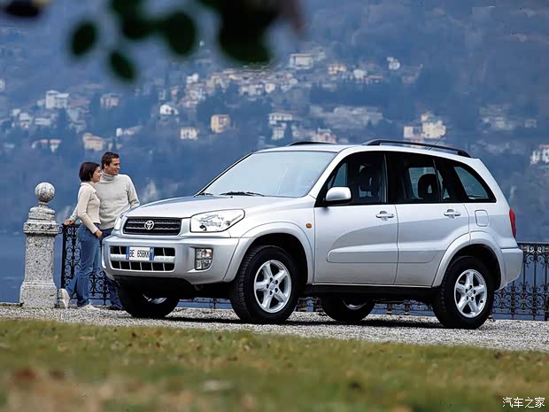 丰田(进口) 丰田RAV4(进口) 2004款 2.0 五门