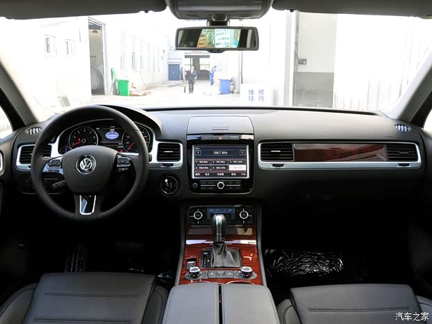 大众(进口) 途锐 2011款 3.0TSI V6 舒适型 大众(进口) 途锐 2011款 3.0TSI V6 舒适型