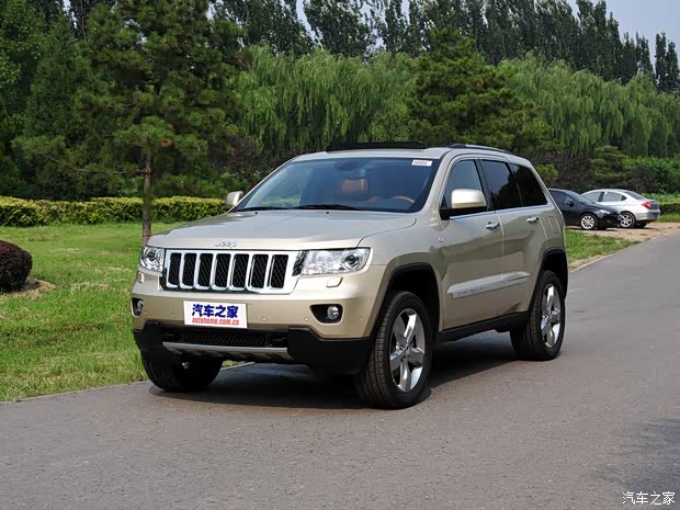 Jeep(进口) 大切诺基(进口) 2011款 3.6L 旗舰版 Jeep(进口) 大切诺基(进口) 2011款 3.6L 旗舰版