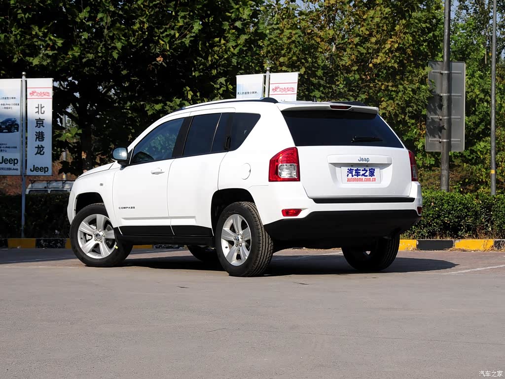 1715150高清图片 Jeep 汽车图库高清图片