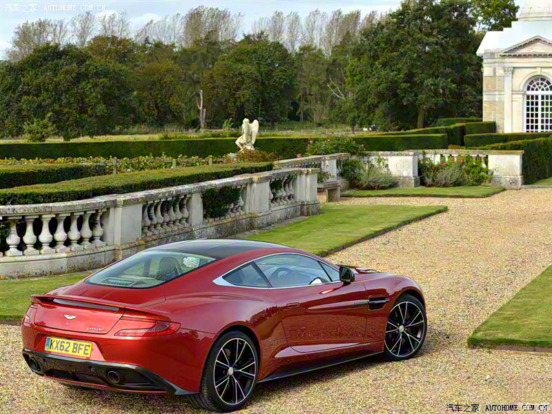 阿斯顿马丁VANQUISH整体外观