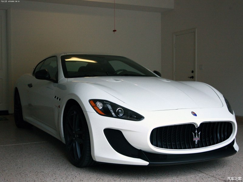 玛莎拉蒂 granturismo 2012款 4.7l mc stradale