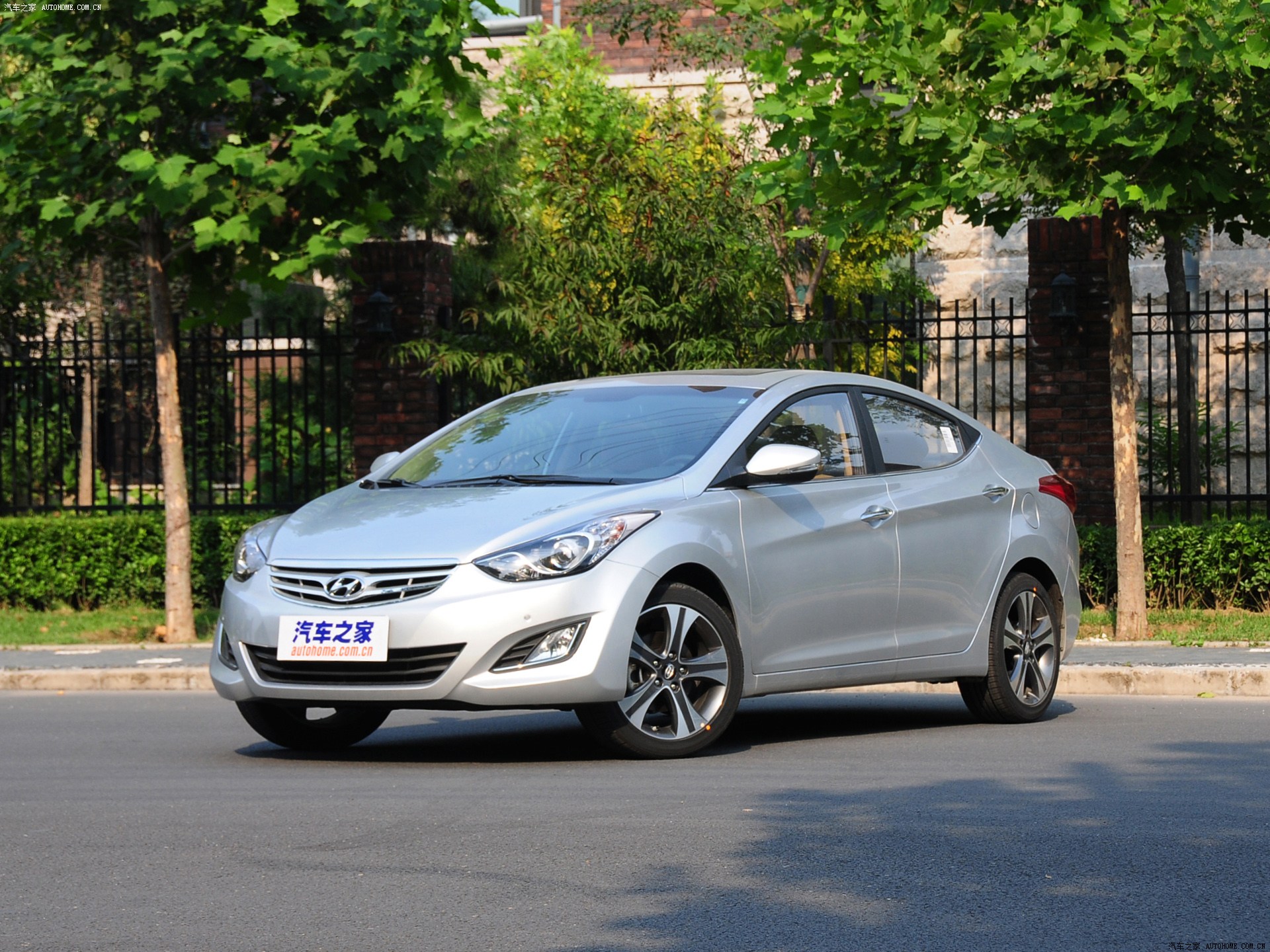 朗动系列2012款 1.8L 自动尊贵型