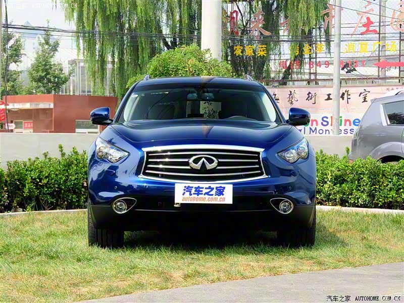 英菲尼迪FX整体外观