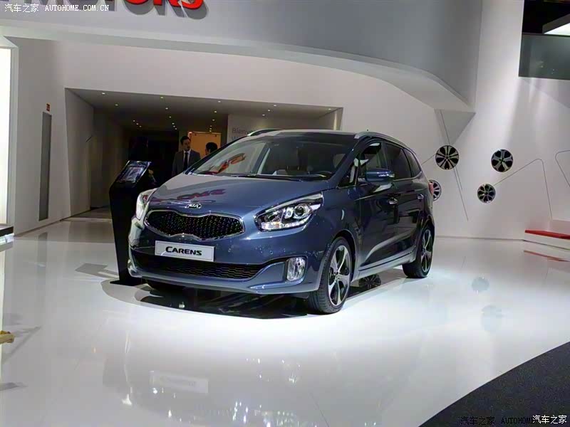 起亚佳乐整体外观