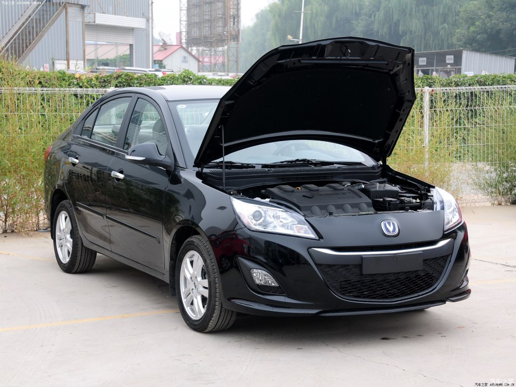 长安汽车 悦翔v5 2012款 1.5l 手动梦幻型