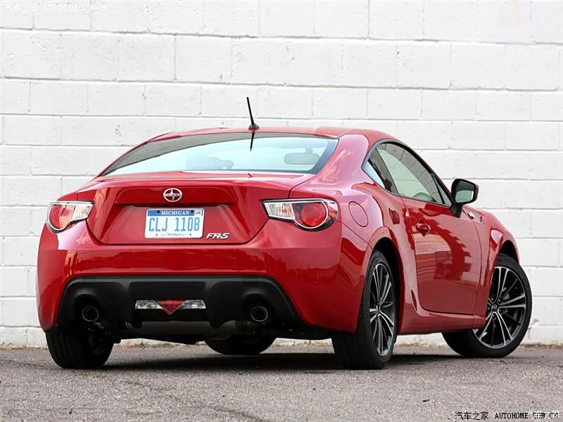 赛恩FR-S整体外观