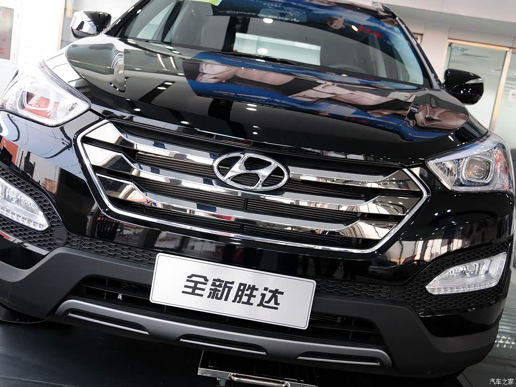 北京现代 全新胜达 2013款 2.4l 自动四驱智能型