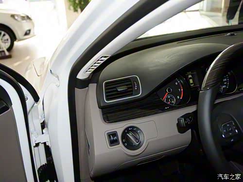 【图】十大科技显尊贵 迈腾引领B级车进化潮流