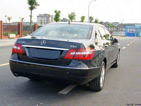 2011款 E 260 L CGI时尚型 2011款 E 260 L CGI时尚型